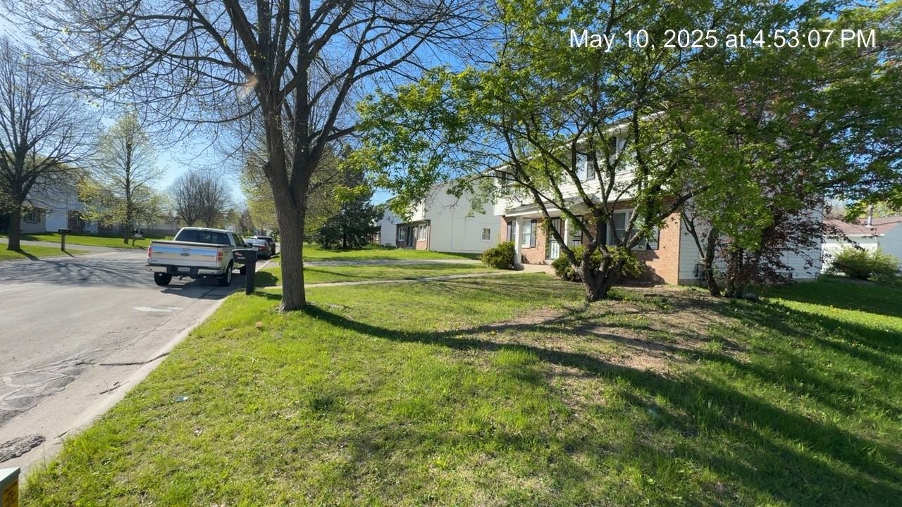 10402 W Jonen St #10404 - Photo 2 of 13