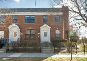 1301 Adams St Ne #C - Photo 1 of 1