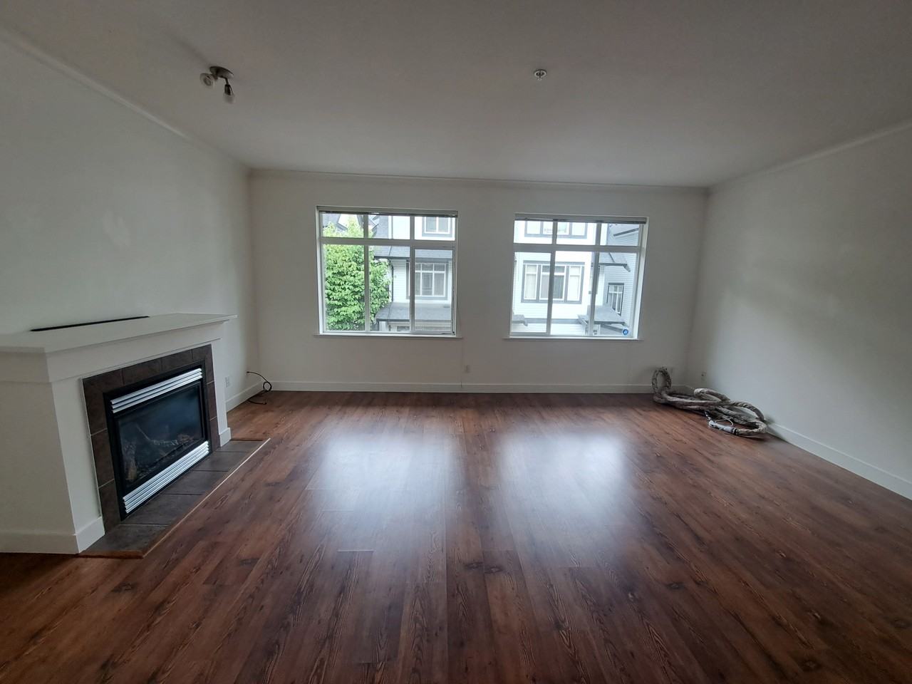 19932 70 Avenue #33 - Photo 3 of 23