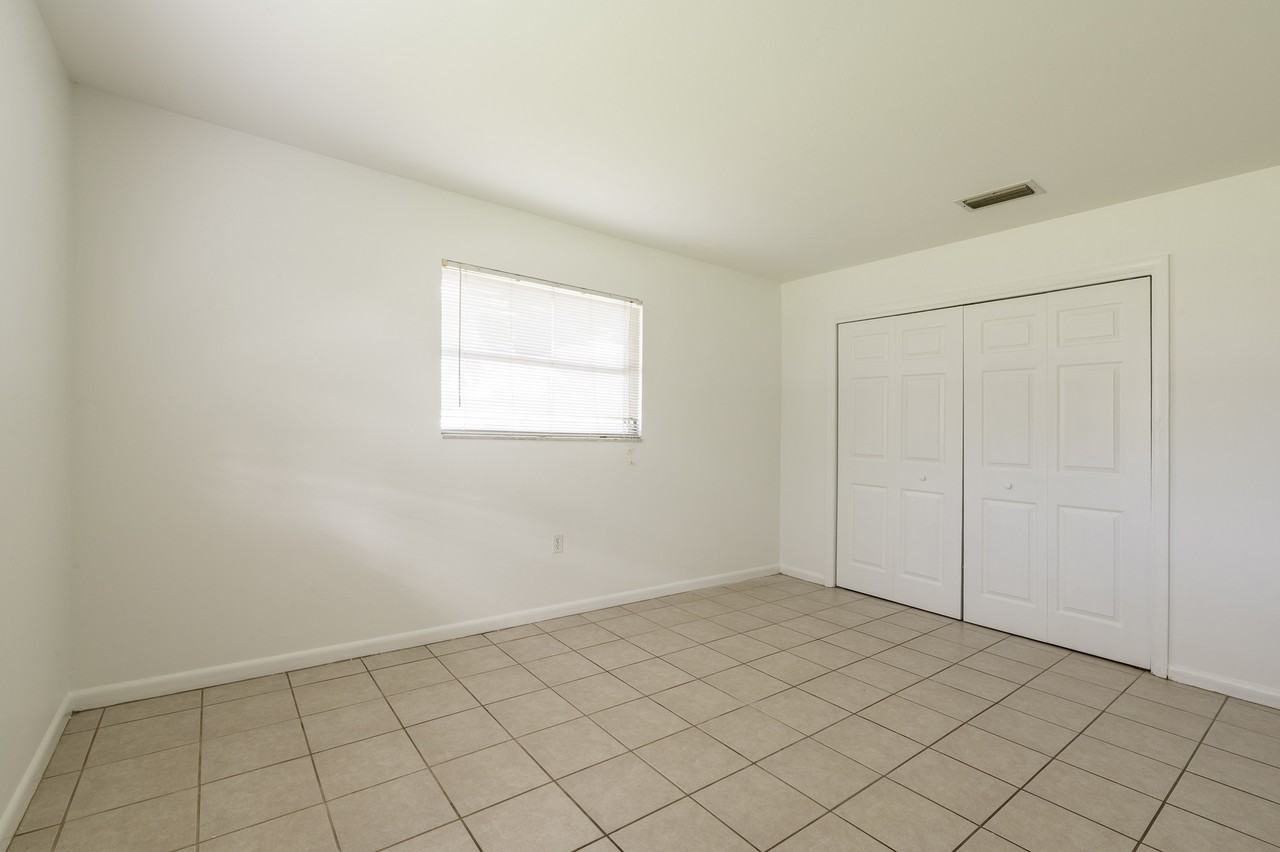 4004 12th St N #NA - Photo 5 of 18