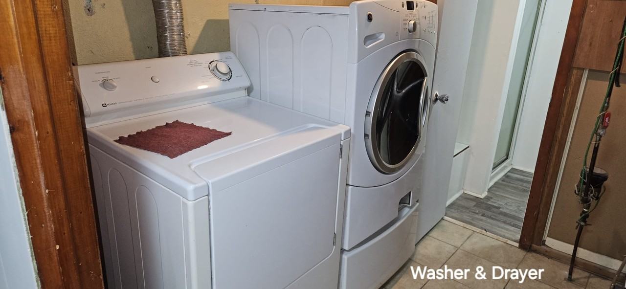 566 Weber Street East - Photo 2 of 25