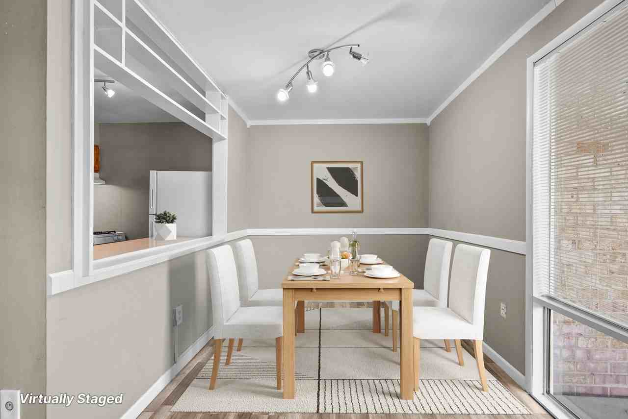 558 Wilson Bridge Dr #D1 - Photo 3 of 12