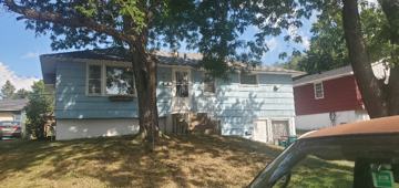 featured image of 5231 7th St Ne