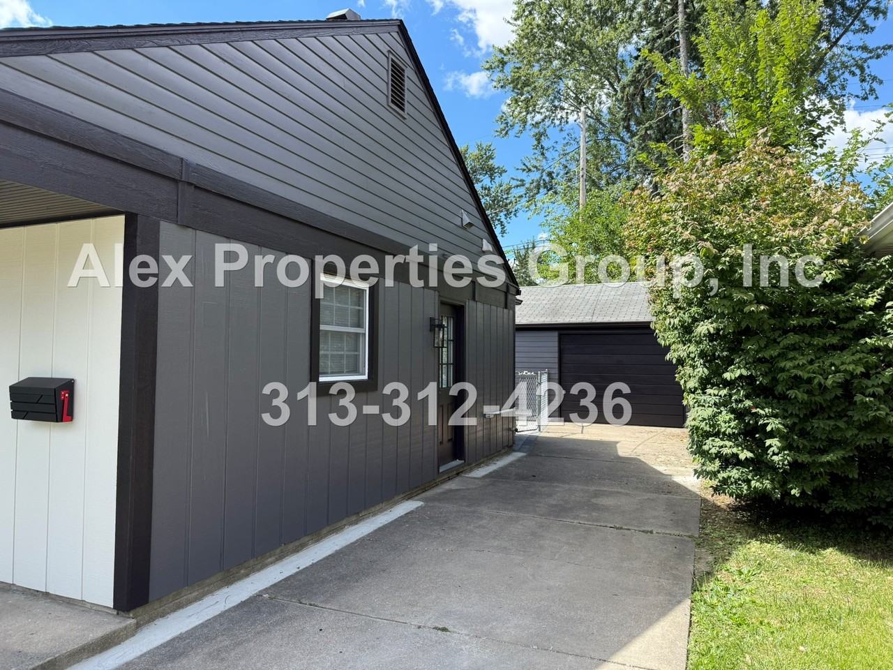 4407 Olivia Ave #NA - Photo 2 of 17