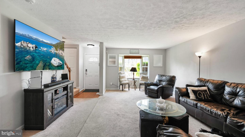 11 Powder View Ct - Photo 3 of 16