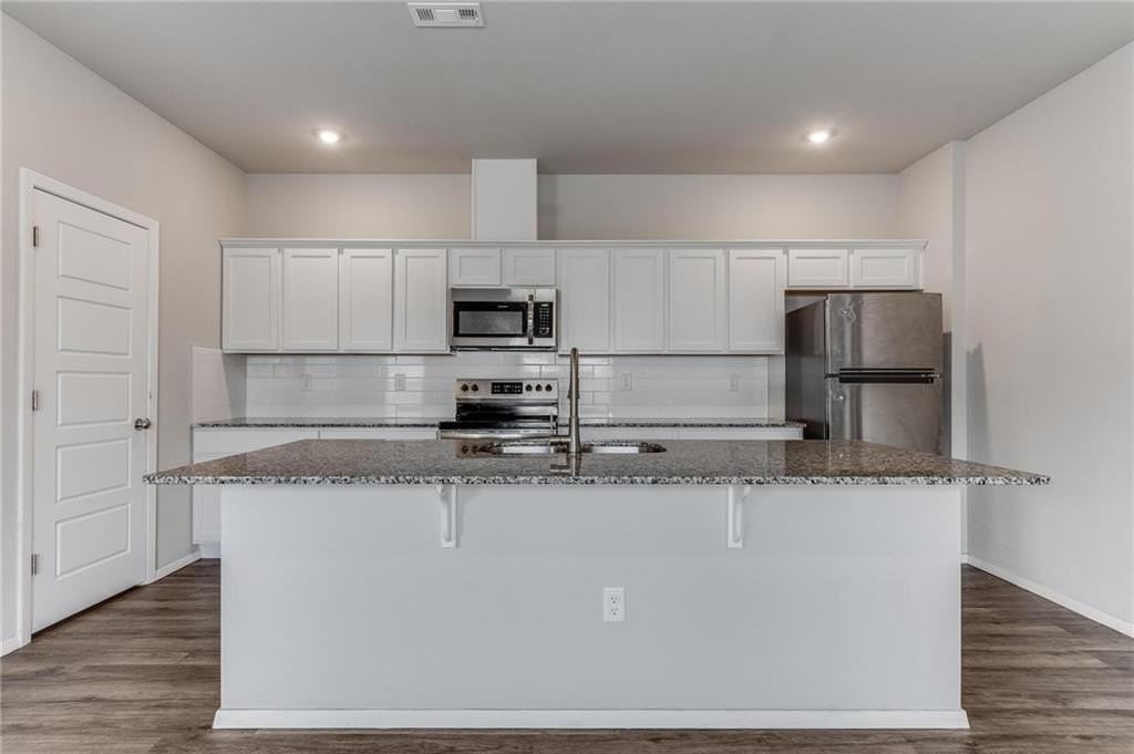 923 S Nighthawk Ln - Photo 5 of 20