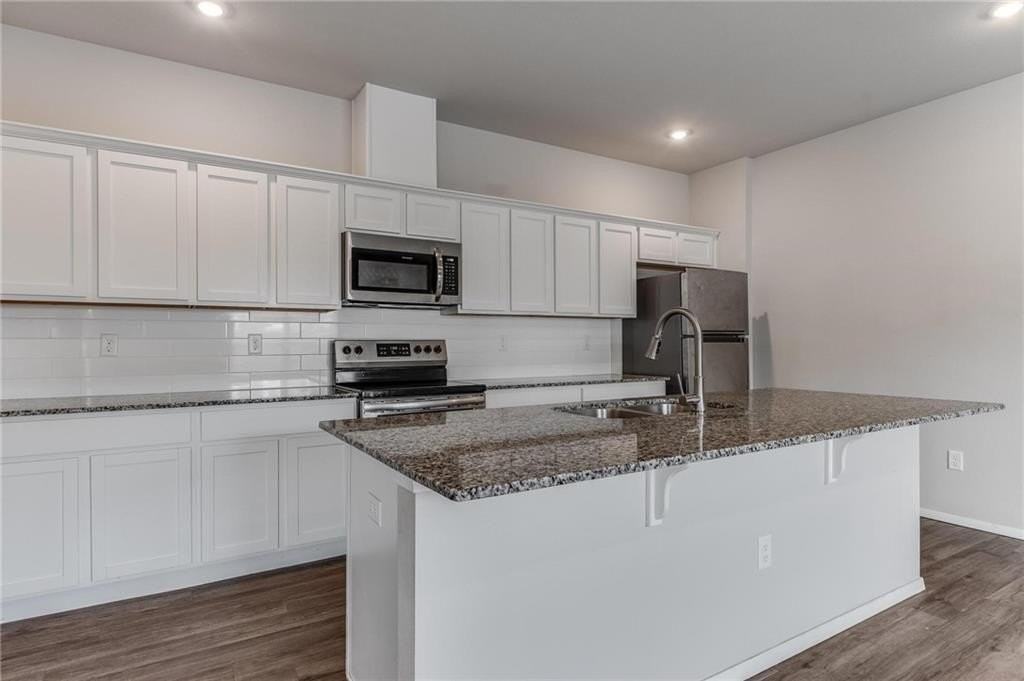 923 S Nighthawk Ln - Photo 7 of 20