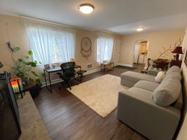 featured image of 32721 5th Ave #1