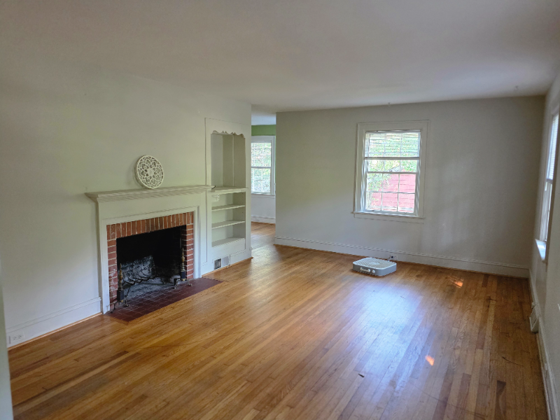 92 Beverly Rd - Photo 2 of 16