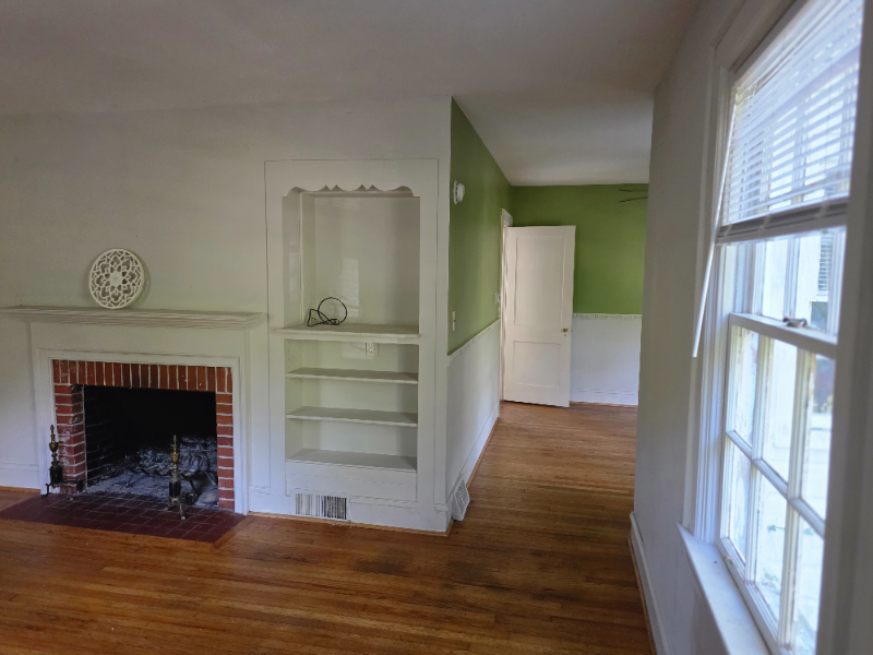 92 Beverly Rd - Photo 3 of 16