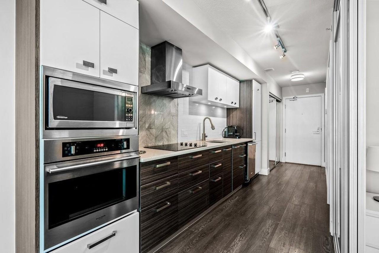 Residences at West - Photo 7 of 19