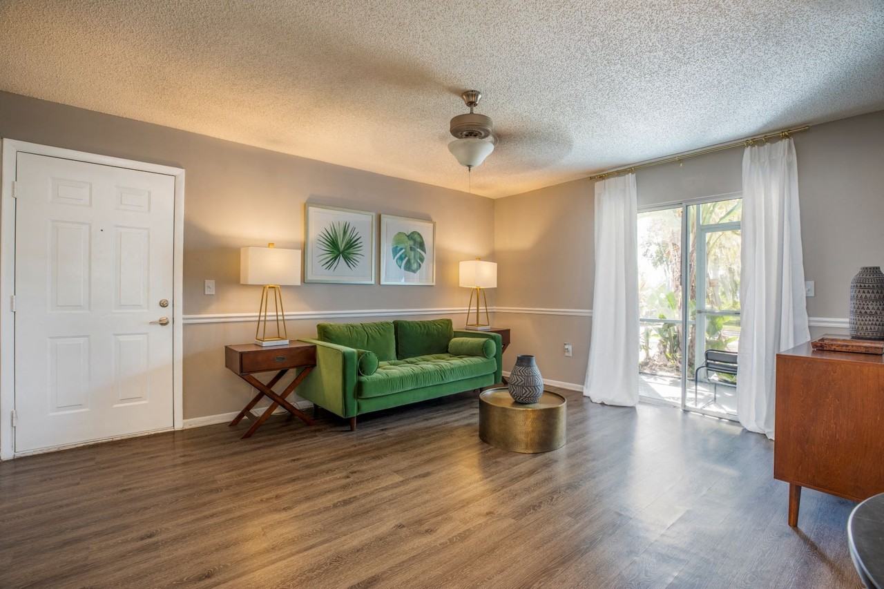 Reserve at Lakeland Apartment Homes - Photo 6 of 35