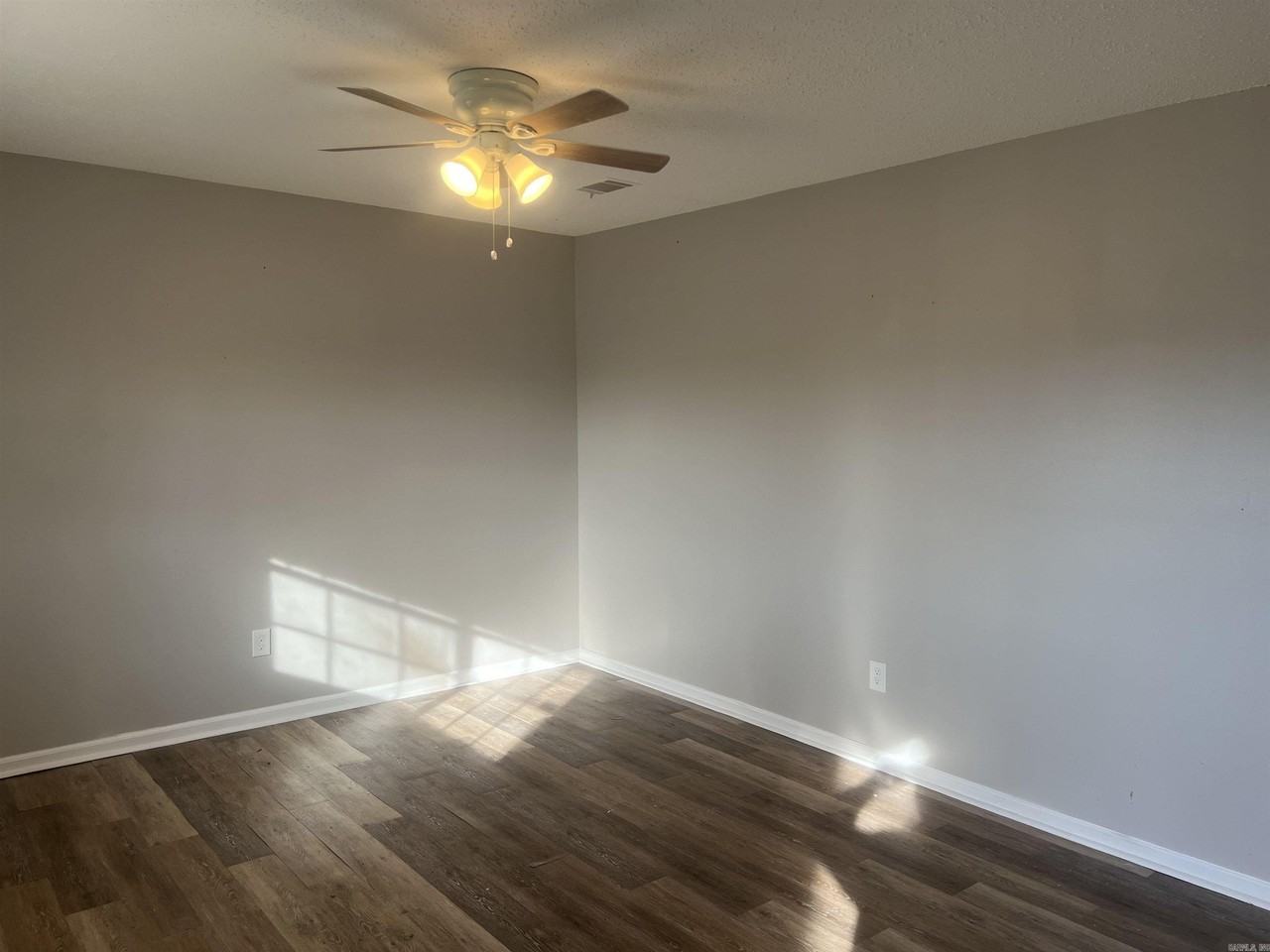 9605 Wilderness Rd - Photo 3 of 17