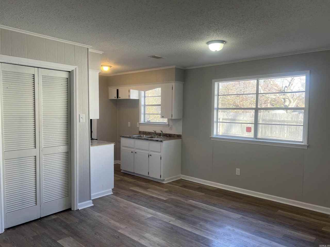 9605 Wilderness Rd - Photo 4 of 17