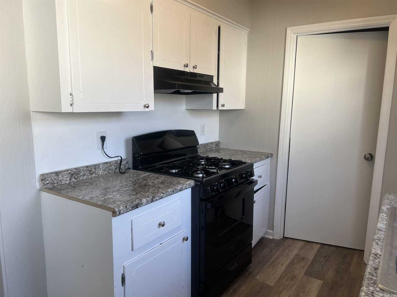 9605 Wilderness Rd - Photo 5 of 17