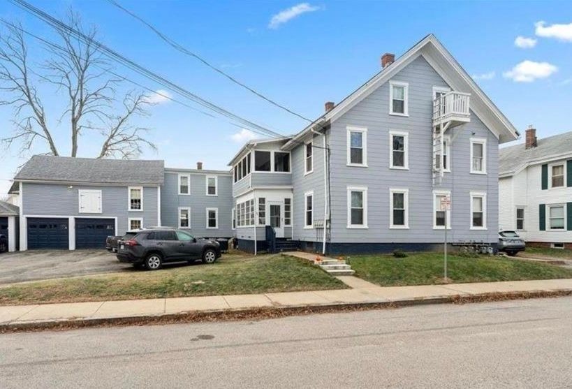 26 Lincoln St ##A - Photo 2 of 20