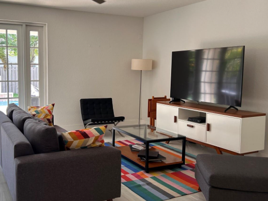 1570 Elm Grove Rd - Photo 5 of 7