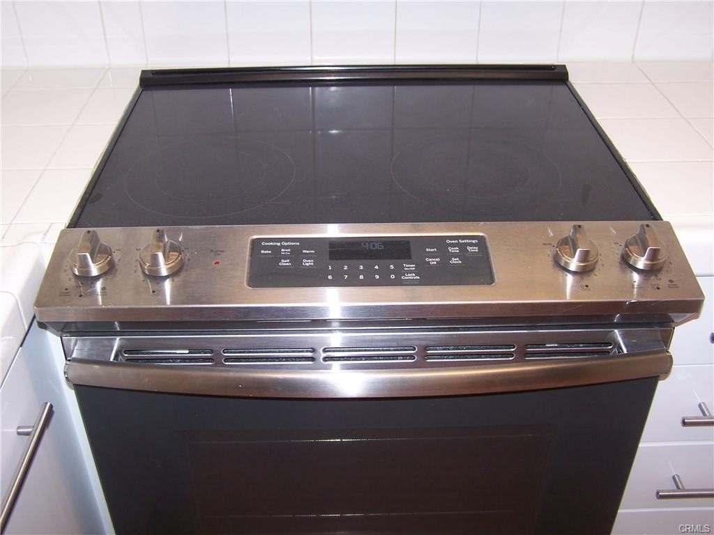 525 East Seaside Way #1601 - Photo 2 of 8