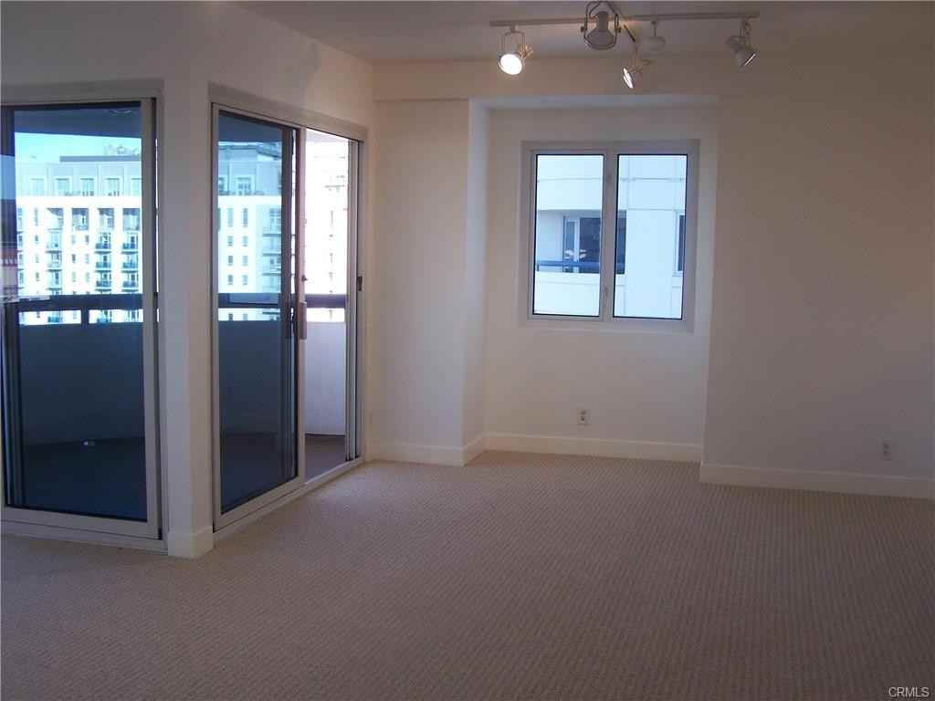 525 East Seaside Way #1601 - Photo 4 of 8