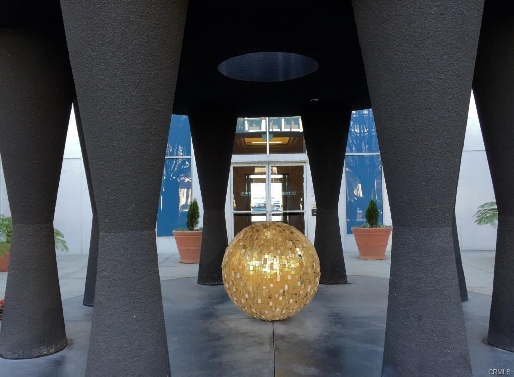 525 East Seaside Way #1601 - Photo 6 of 8