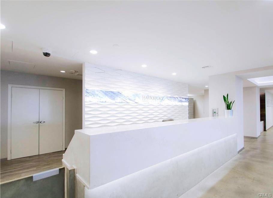 525 East Seaside Way #1601 - Photo 7 of 8