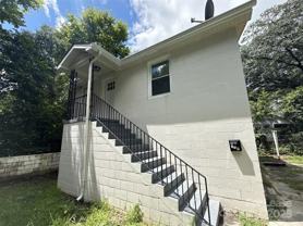 121 Patrick St Unit 1/2 #1-2 - Photo 1 of 1
