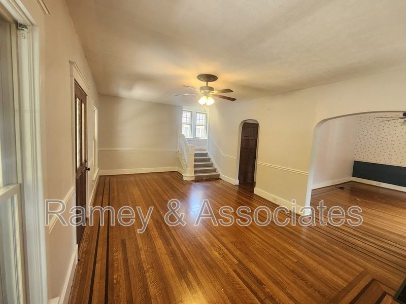 831 Eastern Pkwy - Photo 6 of 34