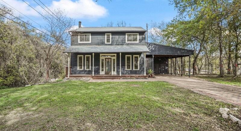 13918 Hummingbird Ln - Photo 2 of 36