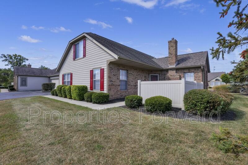2623 Landings Way - Photo 2 of 37