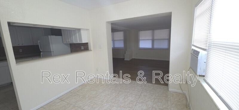6559 Bougainvilla Ave S - Photo 2 of 8