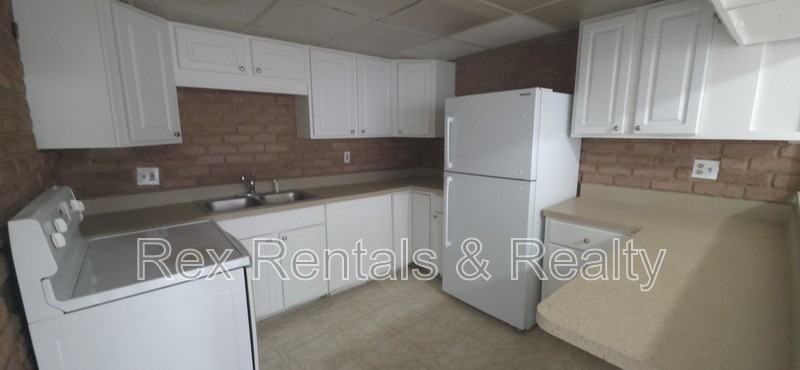 6559 Bougainvilla Ave S - Photo 5 of 8