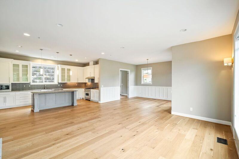 307 Nw Meridian Ridge Ct - Photo 2 of 35