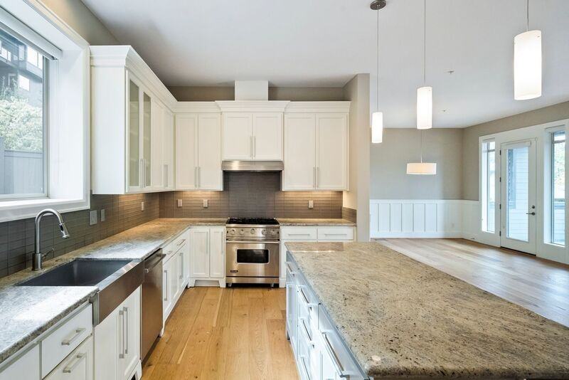 307 Nw Meridian Ridge Ct - Photo 4 of 35