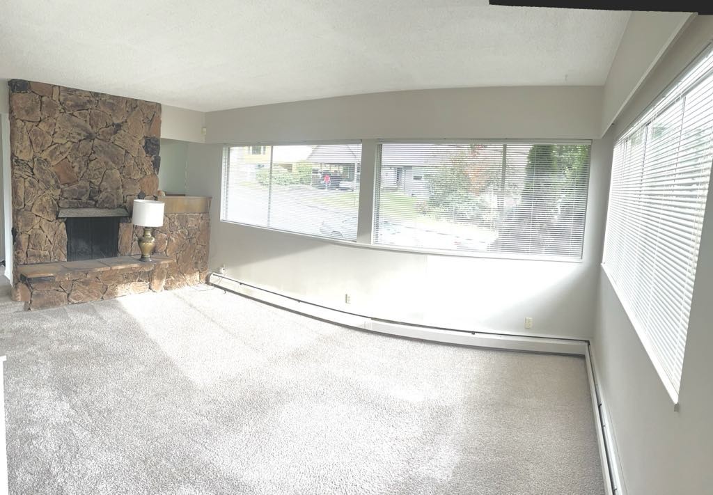 384 Laurentian Crescent - Photo 3 of 15