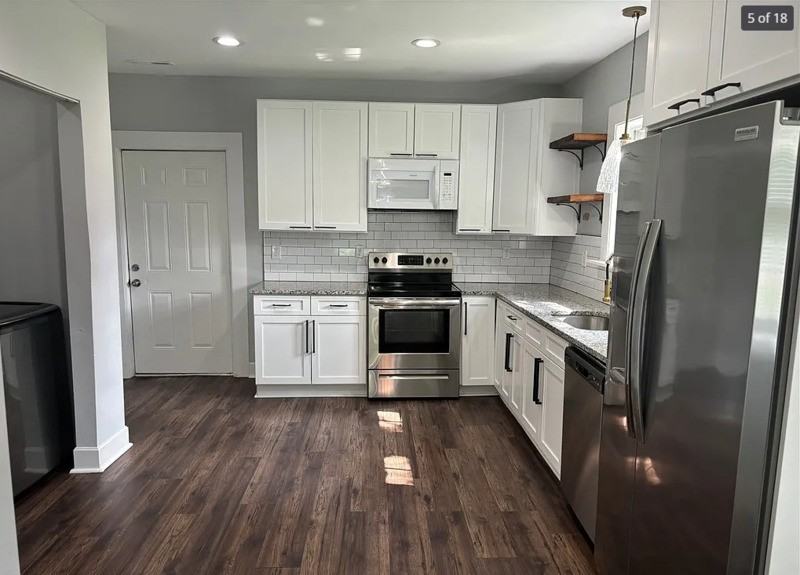 924 Lee Ave - Photo 5 of 18