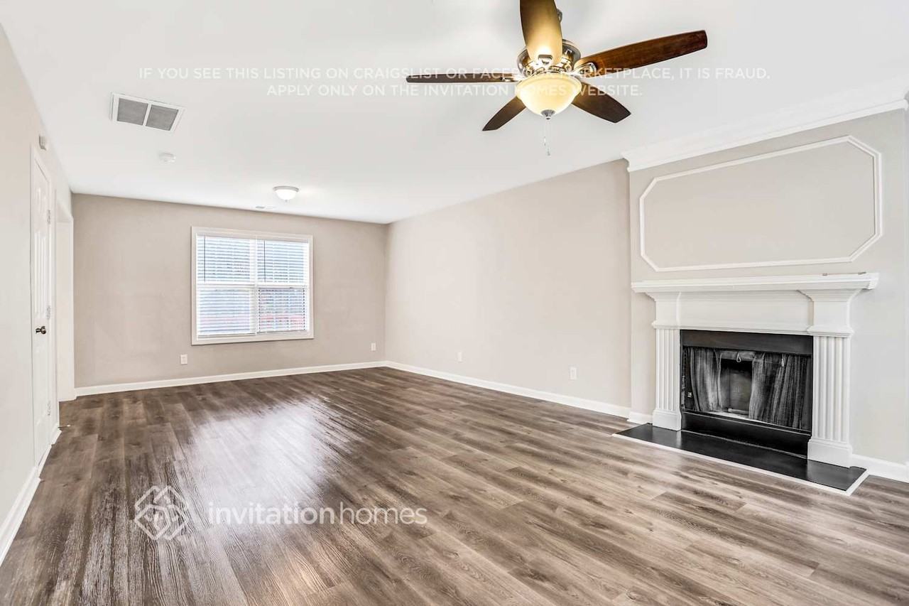 1990 Pittston Farm Rd - Photo 3 of 19