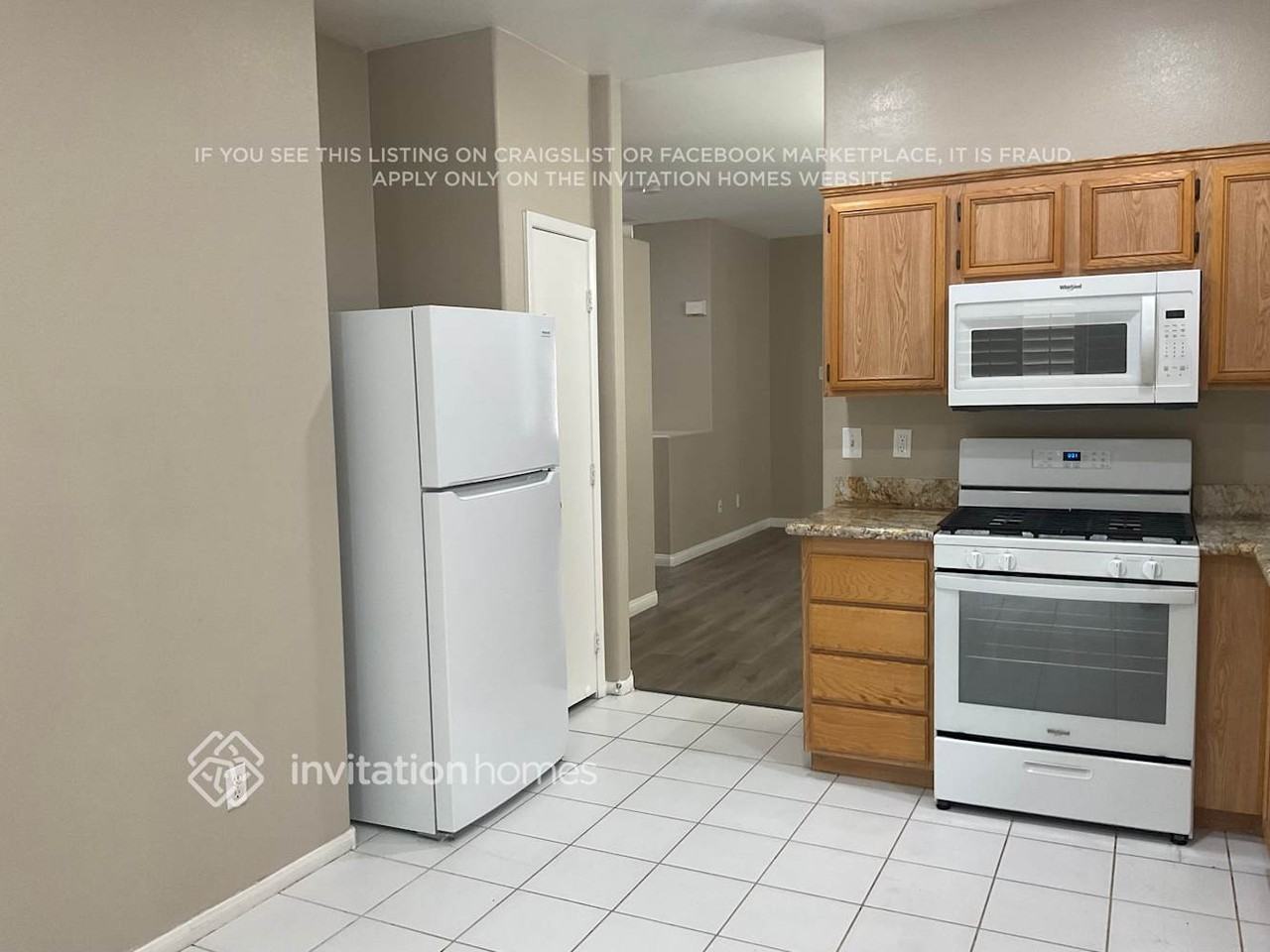 5952 Hickory Nut Ave - Photo 4 of 12