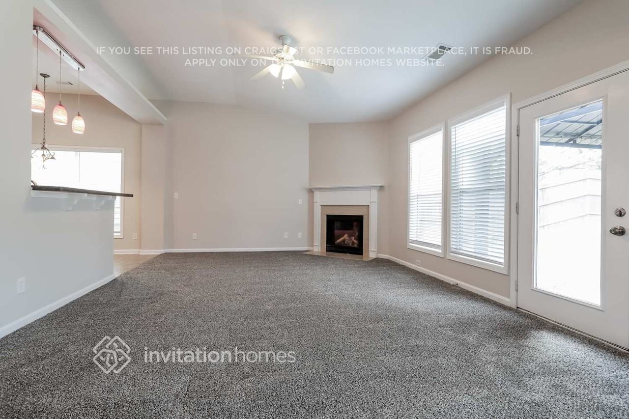 908 Harvest Brook Dr - Photo 4 of 18
