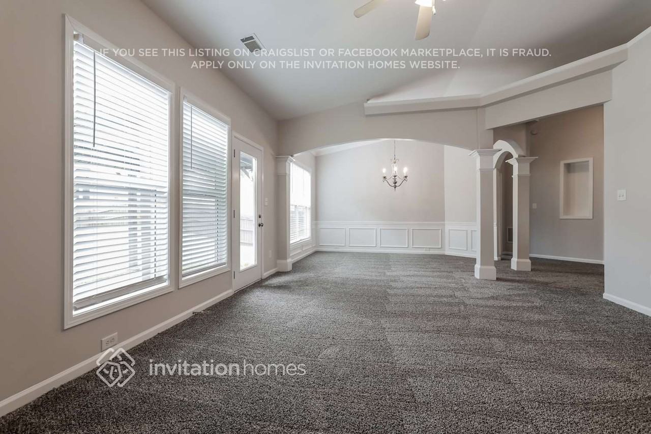 908 Harvest Brook Dr - Photo 5 of 18