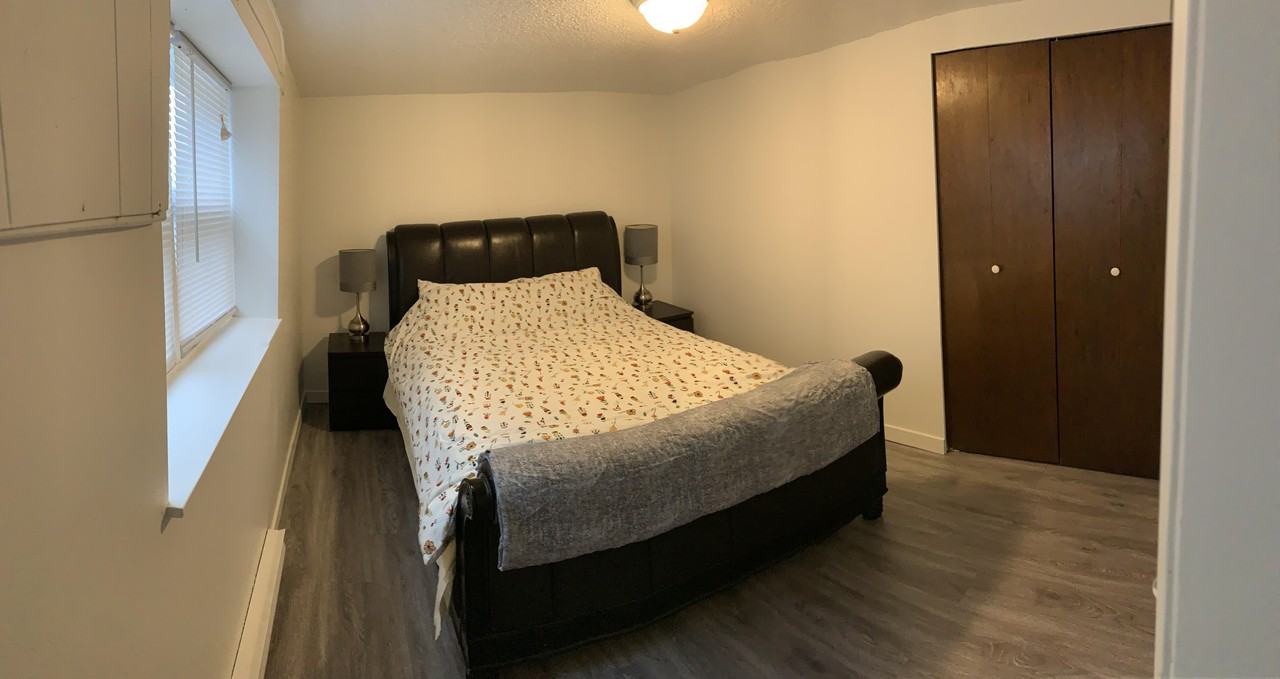 422 Delta Avenue - Photo 2 of 5