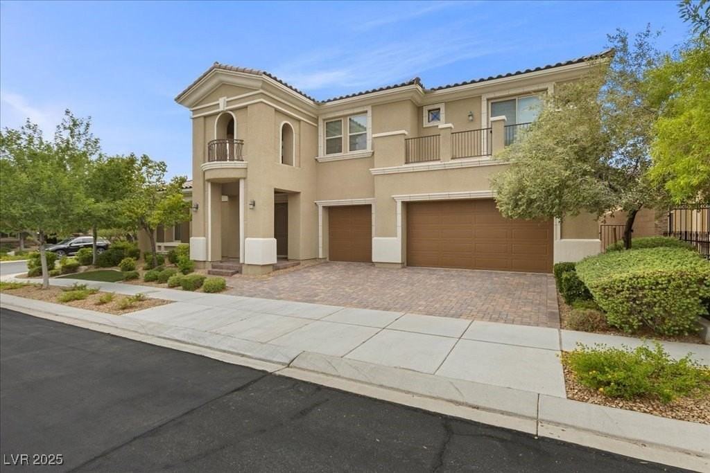 11 Carolina Cherry Dr - Photo 3 of 50