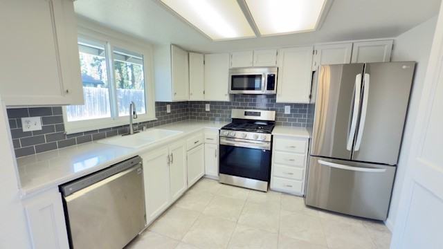 406 April Court - Photo 3 of 9