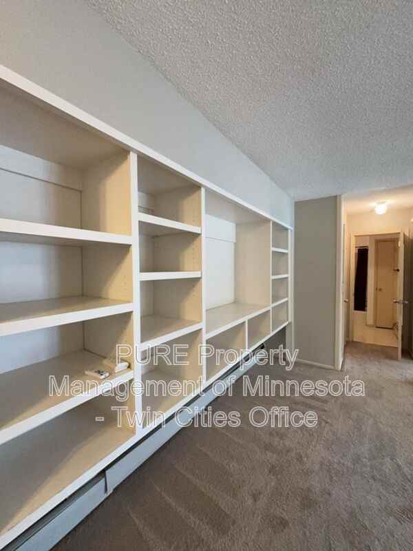 1311 W 82nd St #D - Photo 2 of 16