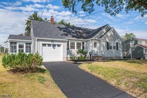 featured image of 3 Hillcrest Ave