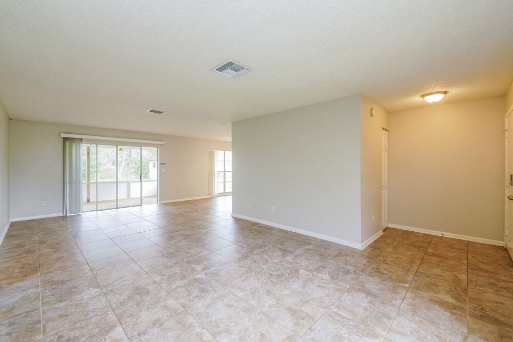 2141 Kendall Ct - Photo 6 of 16