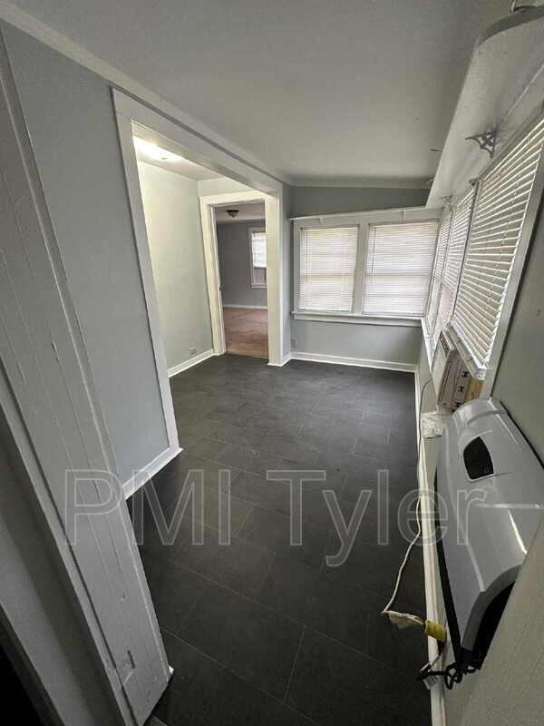 107 Traci Lynn St - Photo 7 of 14