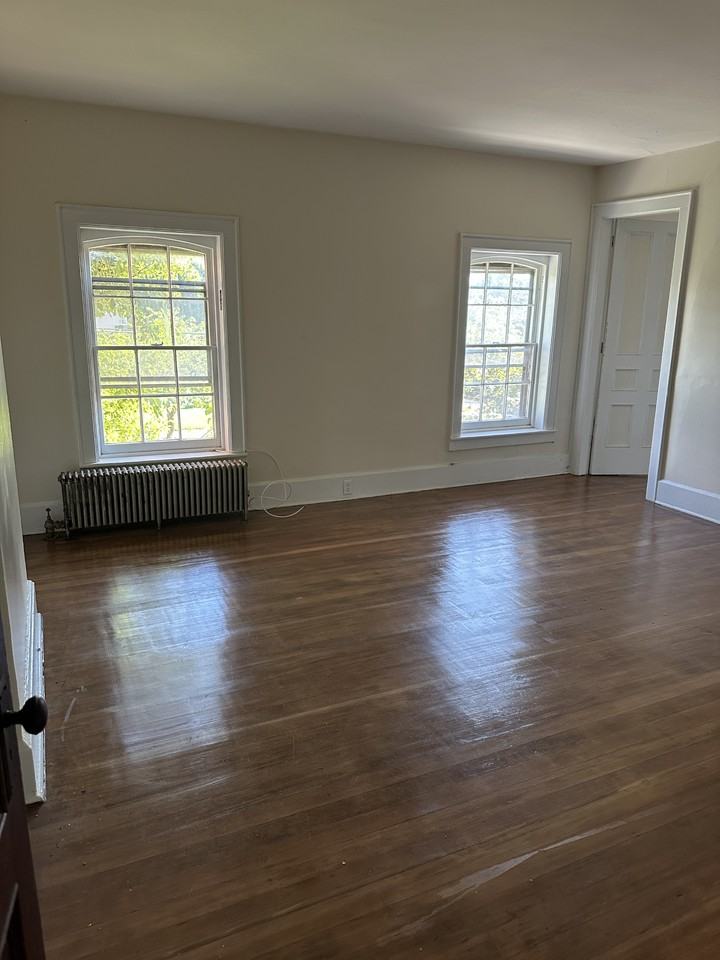 188 W 2nd St #6 - Photo 7 of 10