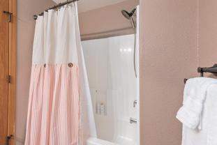 2538 W Mission Hills Ave #NA - Photo 1 of 1