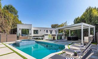 featured image of 1271 Sunset Plaza Dr #NA