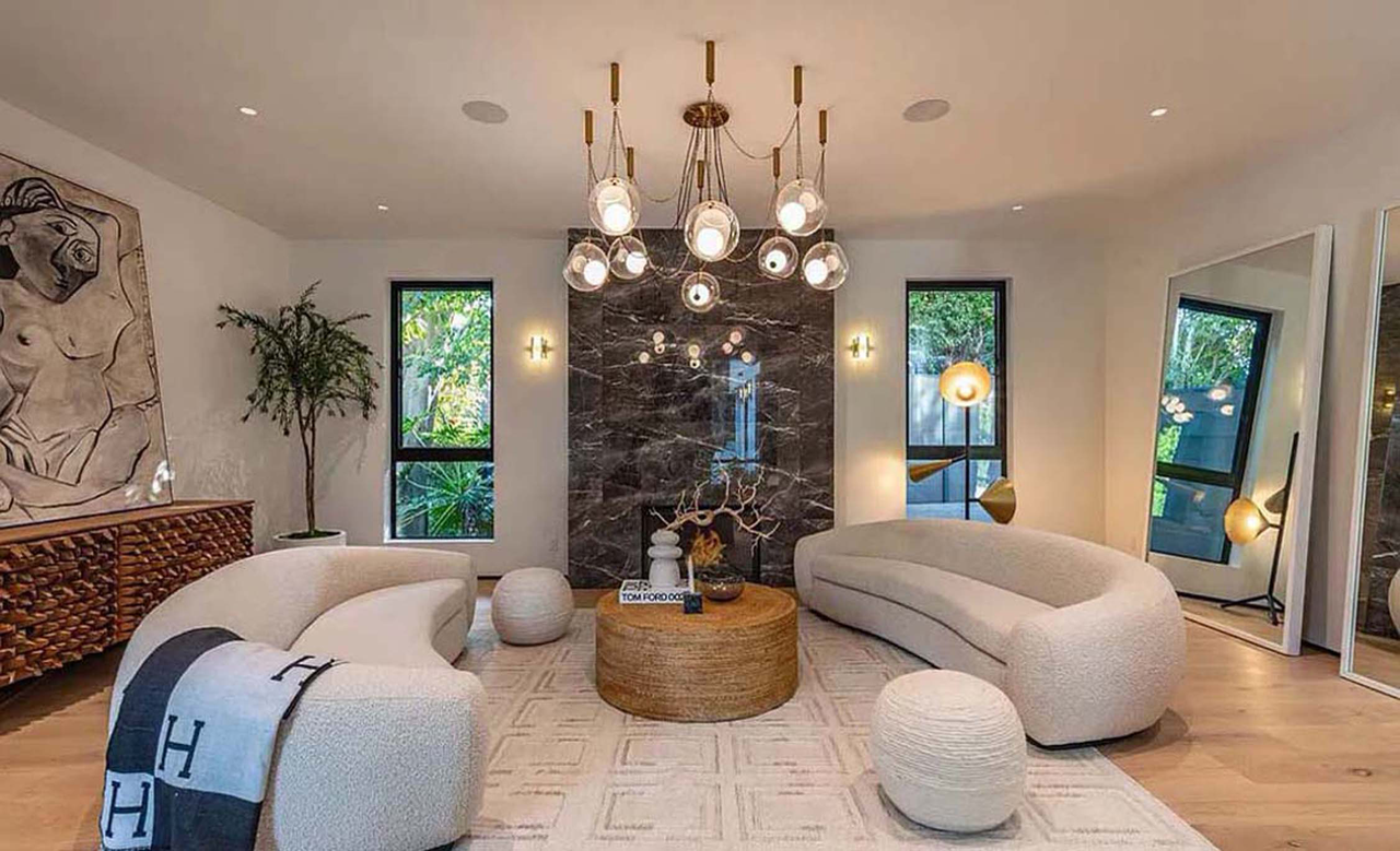 1271 Sunset Plaza Dr #NA - Photo 5 of 37